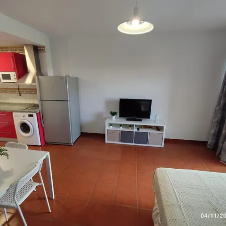 Apartment Cozy With Mountain View Benalbeach *